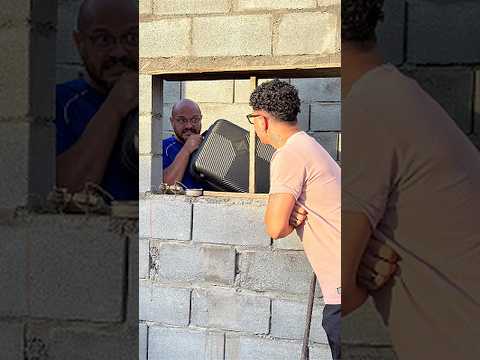 FÁBIO CONSTRUIU UMA CASA LONGE DO VAL #shorts