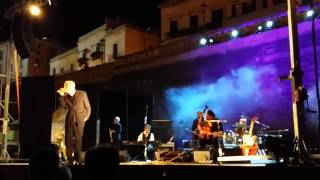 Avion Travel - Abbassando (Lecce 8 Agosto 2014 - Anfiteatro Romano)