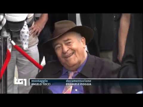 §.2/- TG1-giorno 26 NOVembre 2018 - Addio al maestro del cinema, Bernardo Bertolucci