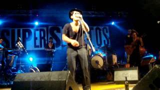 Alessandro Mannarino - QUANDO L'AMORE SE NE VA - LIVE a Manoppello 09 08 2011