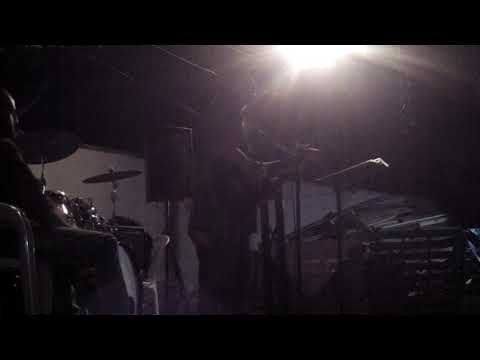 Jardim eletrico -  inbetween days the cure (2017)