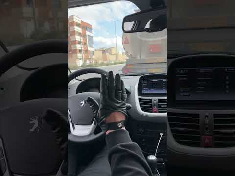 Save your life with this trick #drivingtips #driver #car