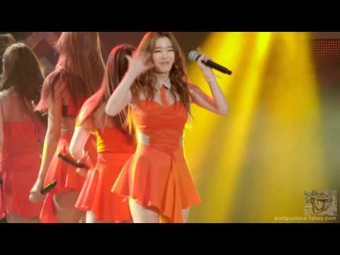 130822 행복나눔콘서트 달샤벳 내 다리를 봐 (세리) by ace
