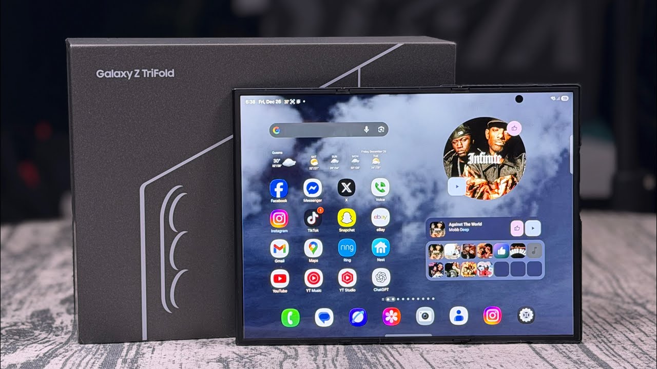 Samsung Galaxy Z TriFold - Unboxing and First Impressions 