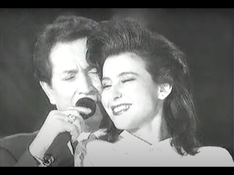 Καίγομαι  - Μάκης Χριστοδουλόπουλος & Κωνσταντίνα , τέλη δεκαετίας του 80΄ , απόκριες.