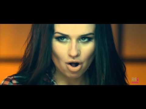 Black Fox feat DJ Chris Parker – Controlled