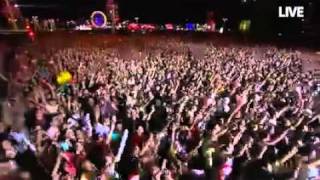Rihanna - California King Bed  [Rock in Rio 2011]