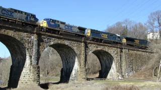 preview picture of video 'Thomas Viaduct & Mixed Freight Train'