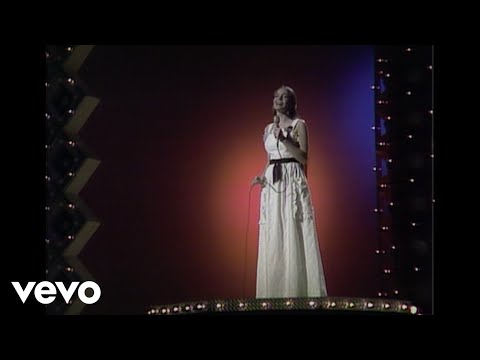 Crystal Gayle - I'll Get Over You (Live)