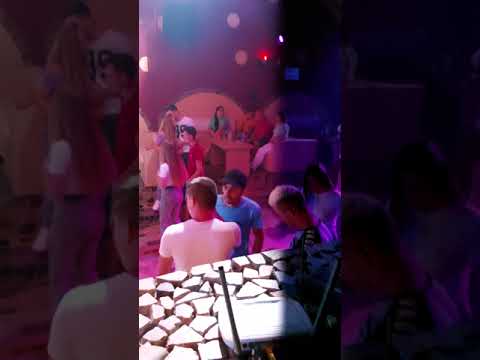 este sefa norocoasa #night #disco #piri