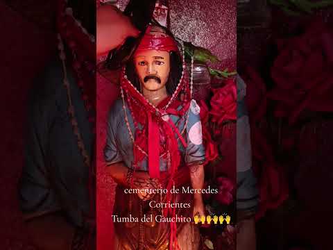 CEMENTERIO DE MERCEDES CORRIENTES, VISITANDO LA TUMBA DEL GAUCHITO GIL #viral #funny #shorts