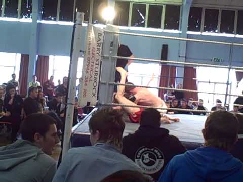 Neil Laird vs Mark Young, Gladiator Fight Night