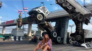 What Is She Doing!? Loaded Truck Crash On The Road! Heavy Machinery In An Extreme Situation. 2024