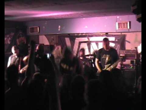 Frontside - Wspomnienia Jak Relikwie feat Barton Olsztyn 14.03.2009