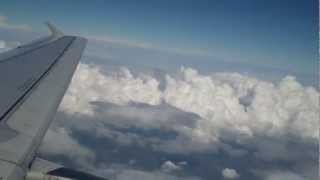 despegue de avion y hermosa vista de vuelo nubes t// takeoff plane and clouds beautiful view flight