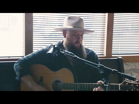 Larry Fleet - Red Letters (Cover)