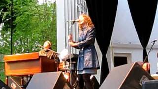 Joan Osborne - &quot;Ladder&quot; @ 2009 Lilac Festival