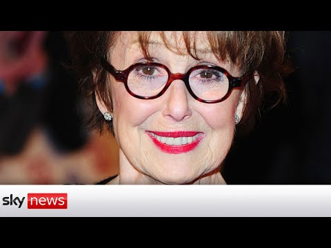 Worzel Gummidge star Una Stubbs dies aged 84