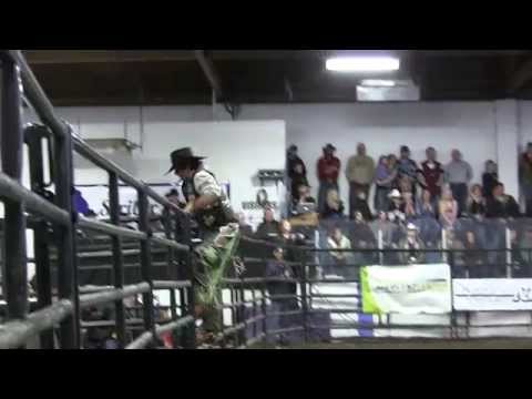 Josh Birks rides Sleep Tight to an 84 (PBR)