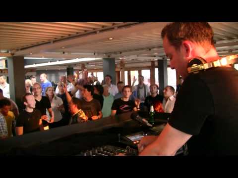 Intuition Summer Festival 2011 - Max Graham plays Not Over Yet