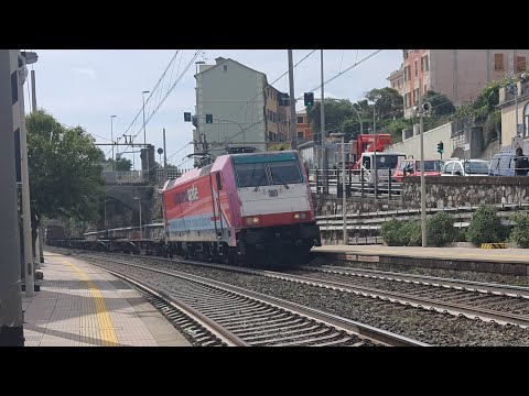 TCS 51051 Melzo Scalo - La Spezia Migliarina, E.483.001 OCG in transito a Bogliasco