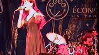 Clarika chante Emilio aux Francofolies de Montréal le 06 août 1995