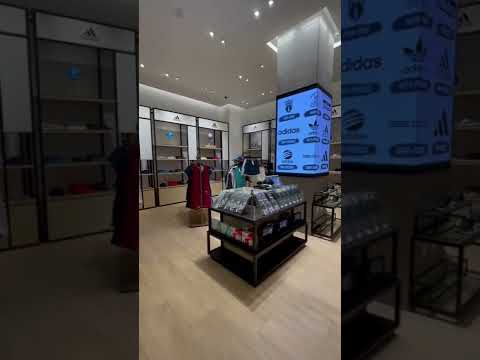 Galeria DFS Adidas&Wine |