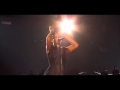 Rihanna - Diamonds (Live At AMA 2013) 