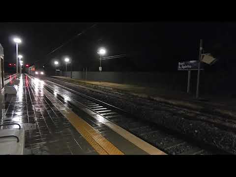 Doppia E483 di GTS per TCS Bari Lamasinata-Padova Int., in transito a Bari Santo Spirito!