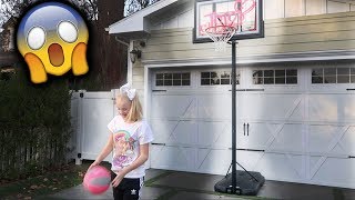 I GOT A JOJO BASKETBALL HOOP FOR CHRISTMAS!!!