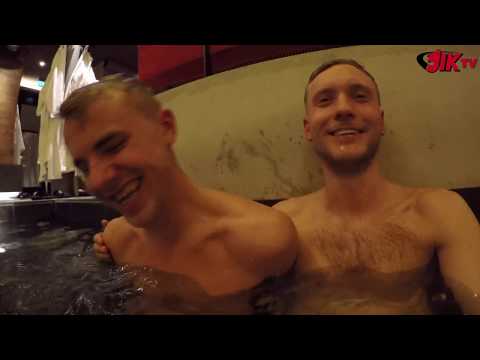 UTANFÖR SSL-SARGEN #5: Röda lejonen lever lyxliv på Hooks Herrgård