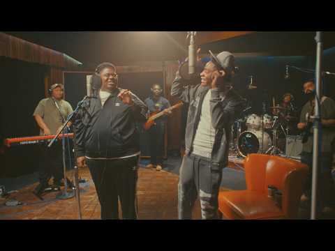 EJ Jones & @bigxthaplug -  Gas Station Remix (Official Live Performance)