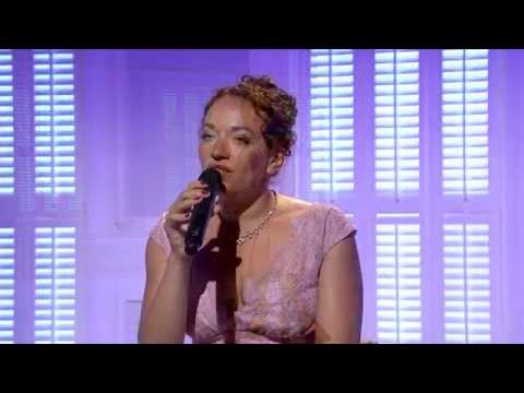 Female jazz singer for hire. Live jazz duo, trio, quartet. London, Essex & South East