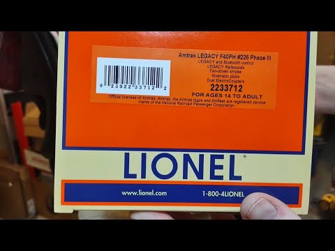 Lionel Amtrak Legacy F40PH Phase III Unboxing