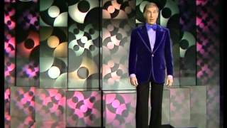 Bruce Low   Der Jahrmarkt Unserer Eitelkeit