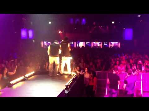 MCA el Divino ft Keizer - Te Amo (live @TheSand)