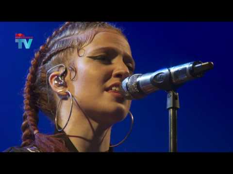 Jess Glynne - Take Me Home - live at Eden Sessions 2016
Jess Glynne - Take Me Home - live at Eden Sessions 2016