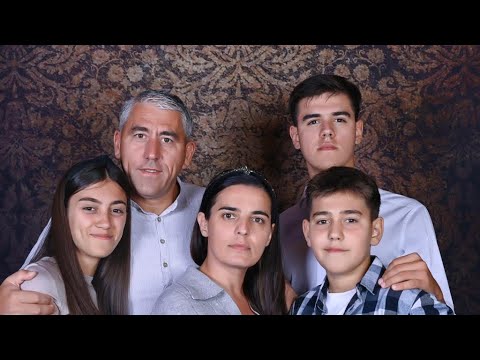 Familia Prisacariu | Cand am cantat cu inima usoara