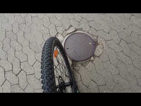 MongoTV_8885 - MIN GÅTUR - Del 4 - Henter Pakke Med Samling Gamle Intel CPU og 10 Liter Billig Cola