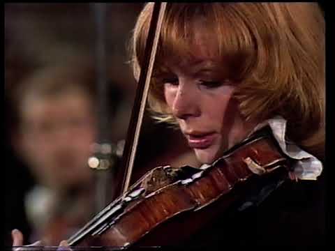 G. Kremer & T. Grindenko play Bach: Concerto for 2 Violins, Schubert: Rondo in A
