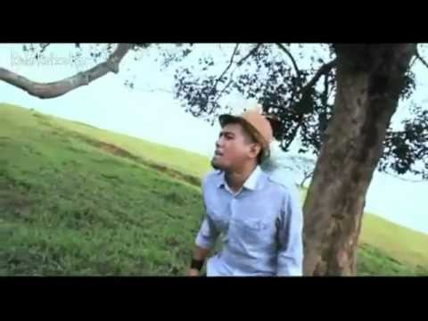 Azlan & The Typewriter - Idola (Official Music Video - OST Hoore Hoore)