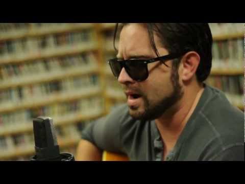 Kevin Maines - Hard To Love (Live! on WPRK's Local Heroes)