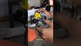 Download lagu penyebab motor BREBET saat di ga full mp3 Download lagu penyebab motor BREBET saat di ga full mp3