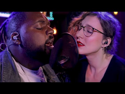 Soaking in His Presence - 11 Hours of WorshipMob Original & Spontaneous Worship