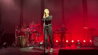 Dido “Take My Hand” at Masonic