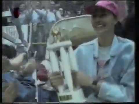 1991 92: PVF MATERA CAMPIONE D'ITALIA. Il ritorno a casa nella notte. CHE FESTA! (volley pallavolo)