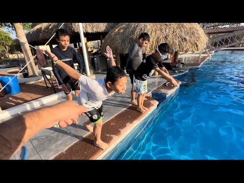 COMPETENCIAS DE NATACIÓN CON LOS SOÑADORES 🏊‍♀️💸 / Grillo La Duda Soñadores