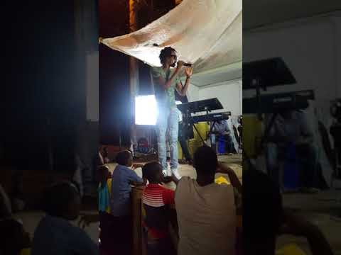 Press fyah performance in buff Bay