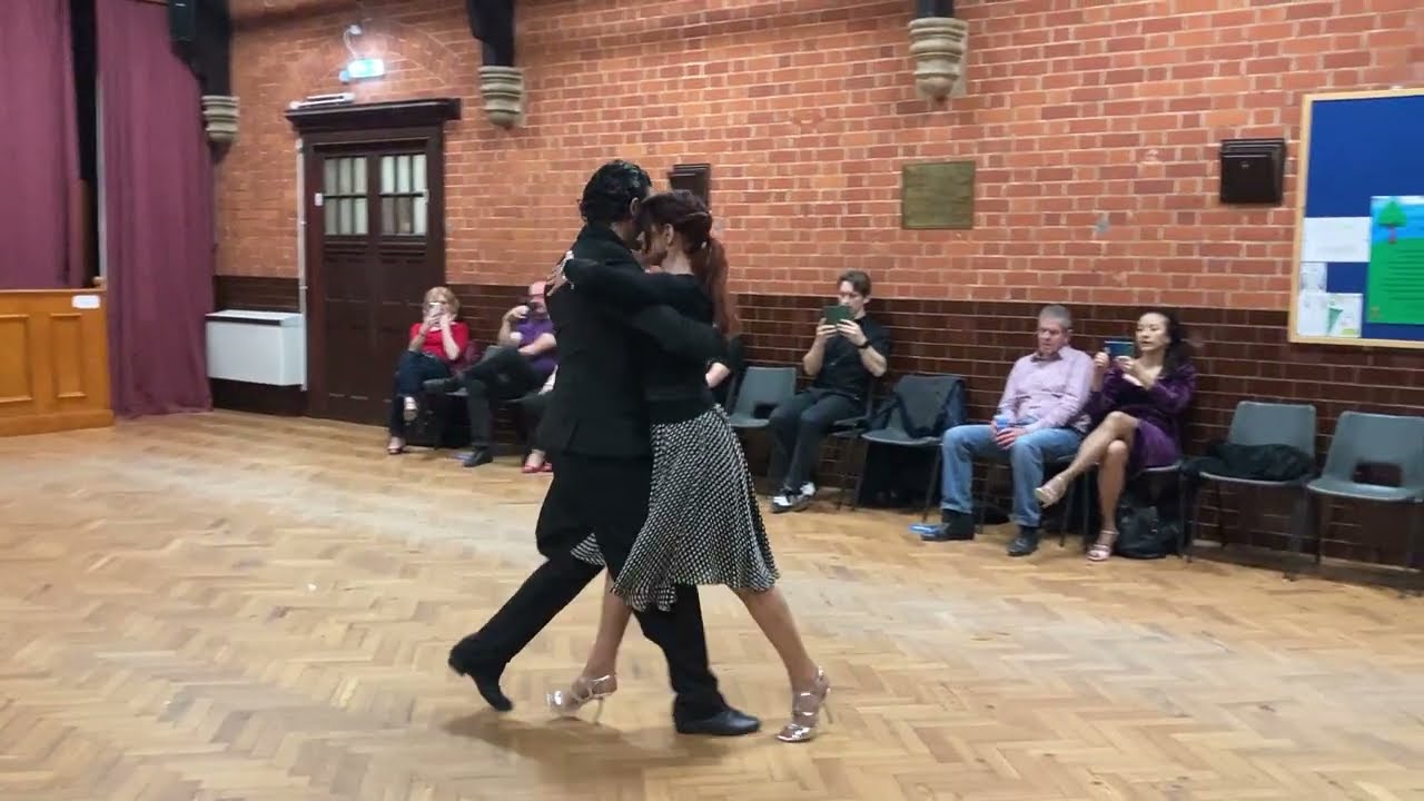 Alexandra Wood & Guillermo Torrens Demonstration after vals class at Reading Tango Club