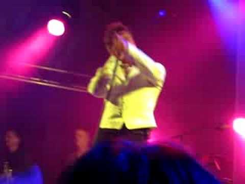 De Dijk- het moet en het zal op het java eiland